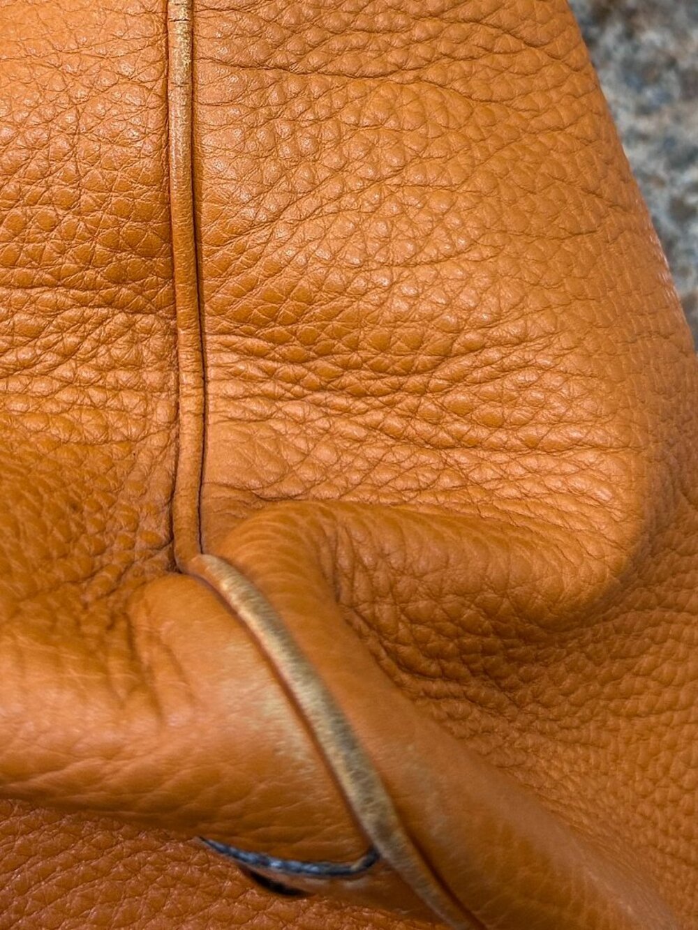 Tan Orange Pebbled Gucci Handbag with Bamboo Handles & Shoulder Strap – Preowned - Picture 9 of 16